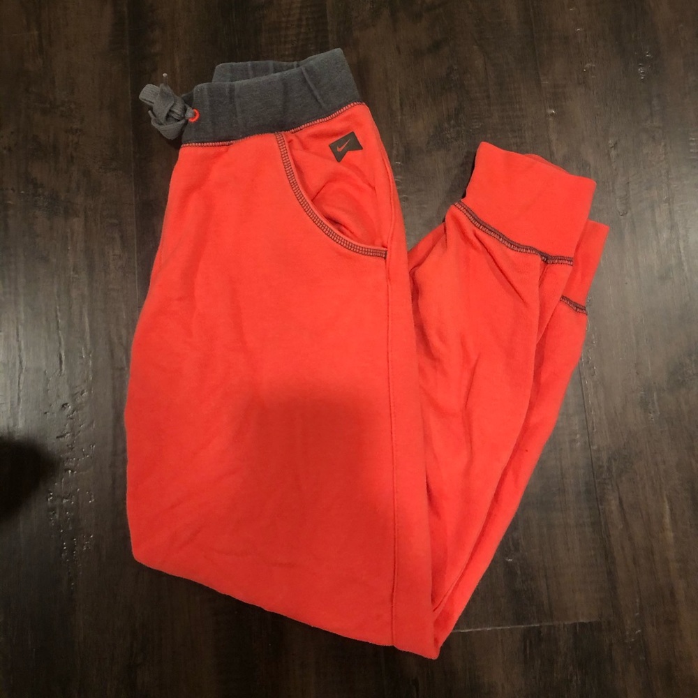 NIKE JOGGERS
